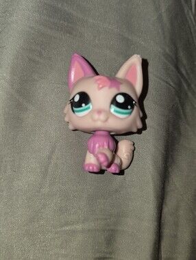 Authentic LPS Littlest Pet Shop #2465 Pink Wolf Cat Rare HTF